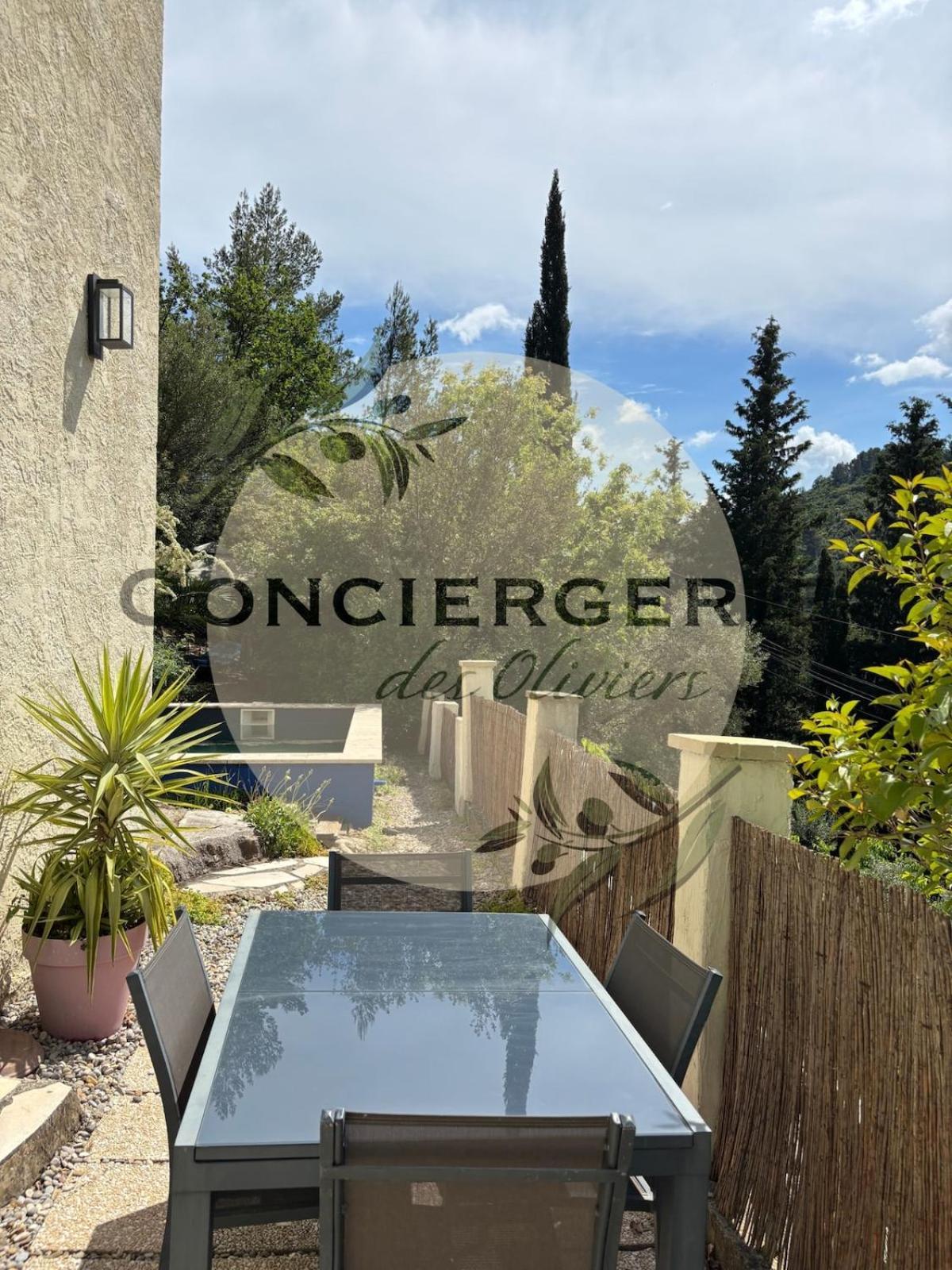 Villa Avec Piscine Belgentier Luaran gambar